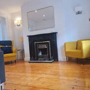  Holiday home Shelbourne